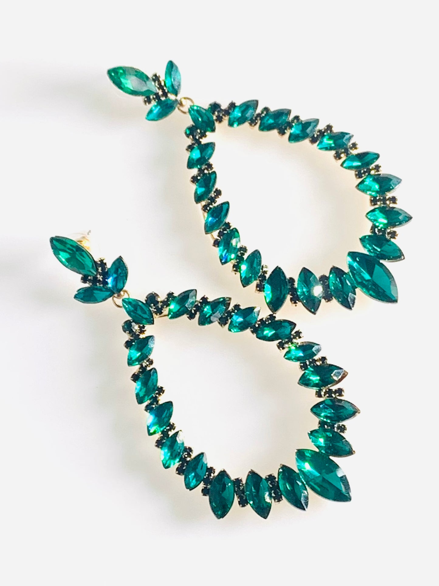 Formal Earrings in Emerald